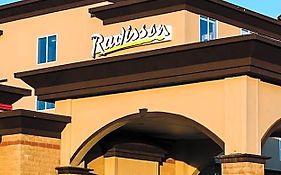 Radisson Hotel & Suites Fort Mcmurray